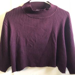 Cropped burgundy mockneck